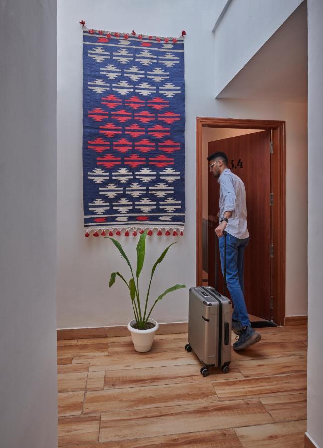 Ferienwohnung Poshtel VNS Varanasi Exterior foto